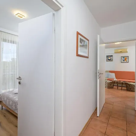 Silvana By Interhome Apartamento *